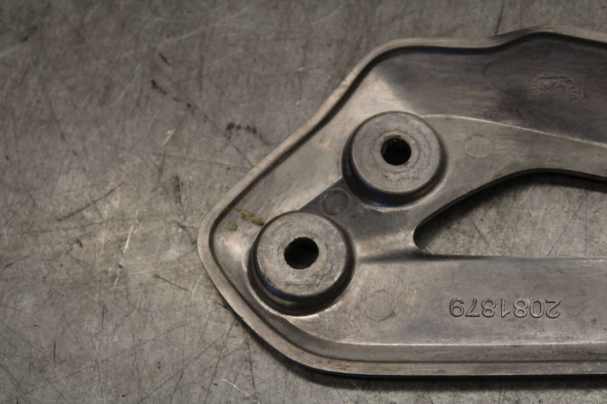 19-21 TRIUMPH SPEED TWIN 1200 RIGHT REARSET REAR SET HEEL GUARD COVER  BB653
