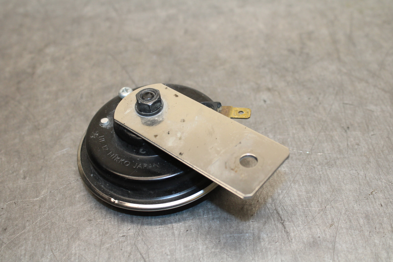 19-23 KAWASAKI NINJA ZX6R HORN SIGNAL BB749