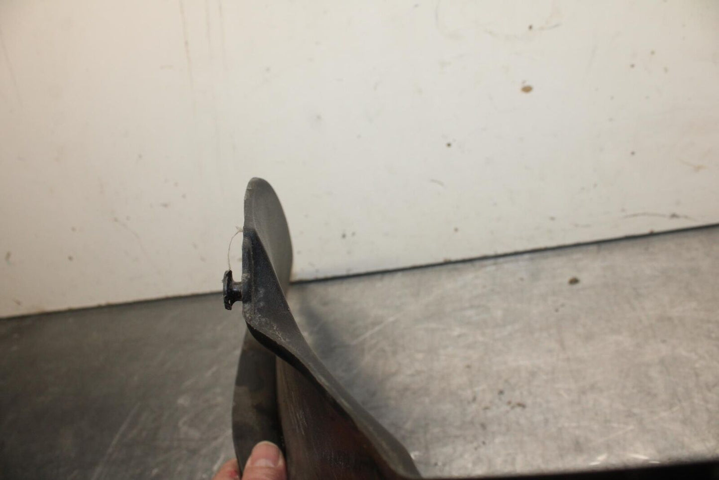 08-12 KAWASAKI NINJA 250R EX250J RIGHT FRONT SIDE SEAT  PANEL TRIM COWL BB612