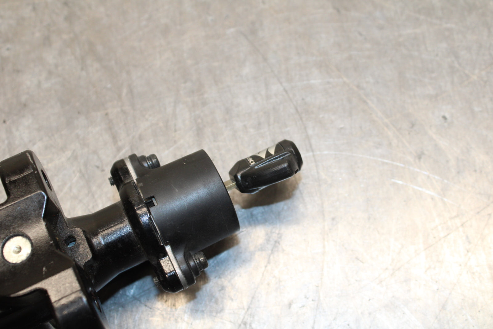 11-17 SUZUKI GSXR600 IGNITION LOCK W KEY BB132