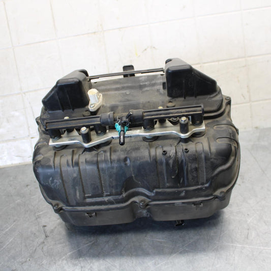 2011 Honda CBR600RR AIRBOX  INTAKE FILTER BOX 17220-MFJ-D00 17240-MFJ-D00 BB520