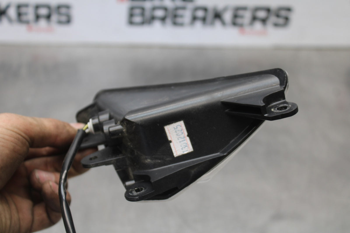 24-25 KAWASAKI NINJA 500 ABS LEFT FRONT TURN SIGNAL LIGHT INDICATOR BB899