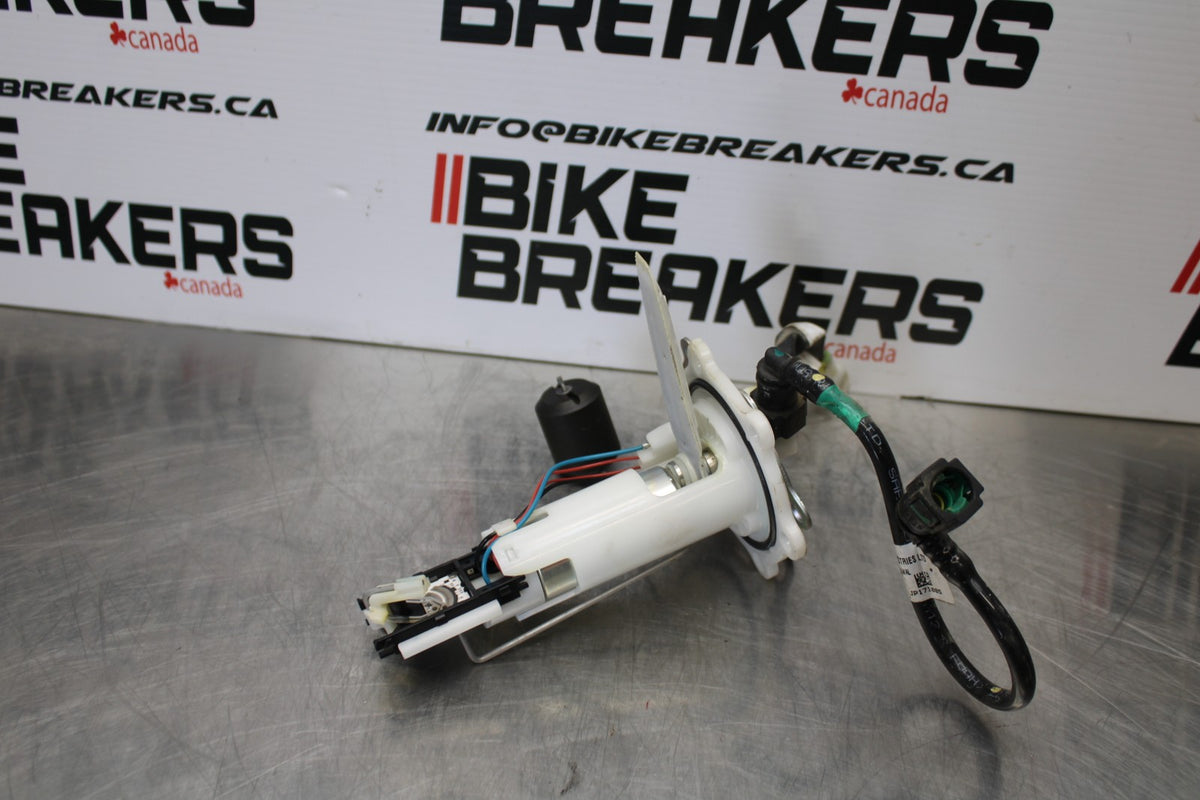 17-22 KTM 390 DUKE FUEL PUMP GAS PETROL SENDER UNIT BB180
