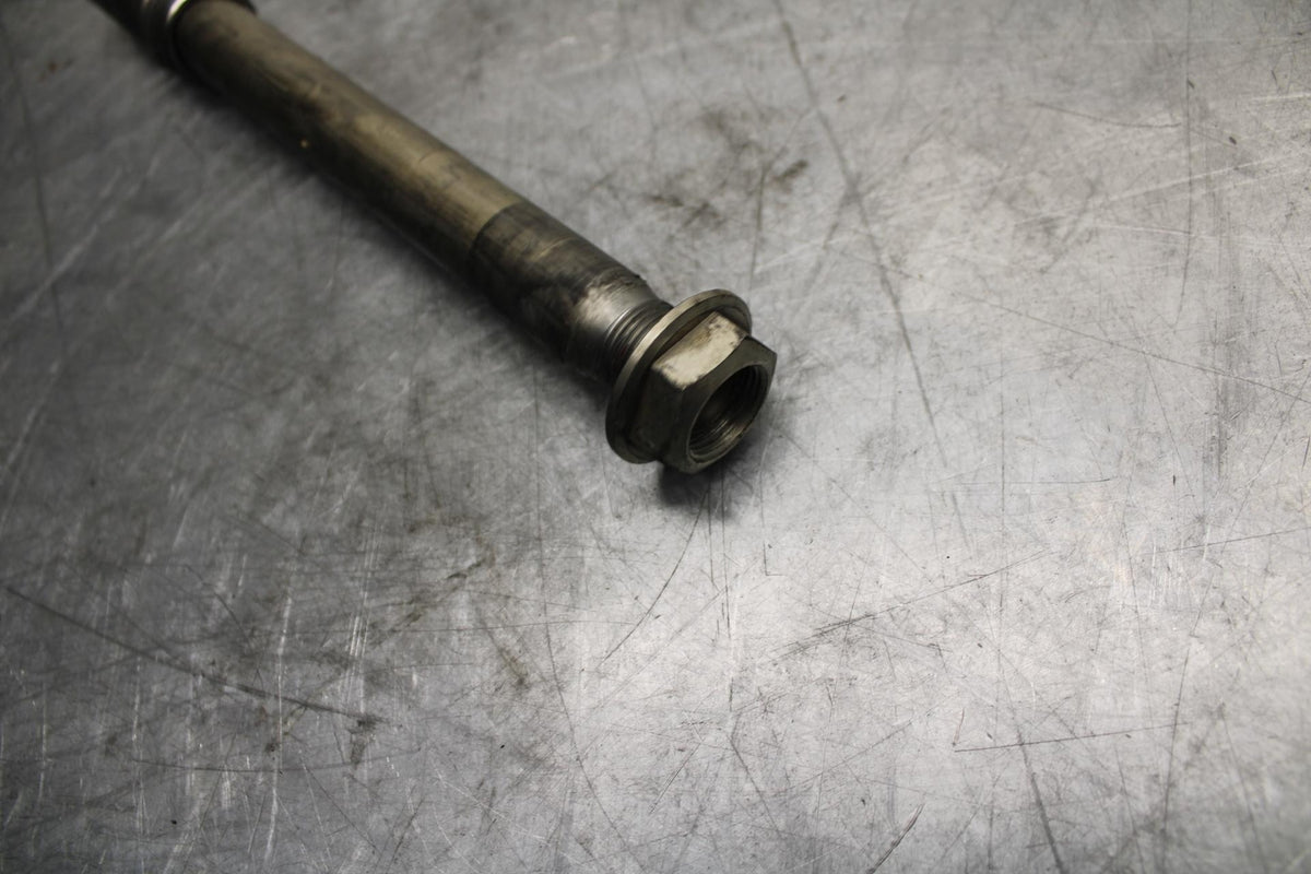 11-21 SUZUKI GSXR750 FRONT WHEEL RIM AXLE PIVOT BOLT BB474