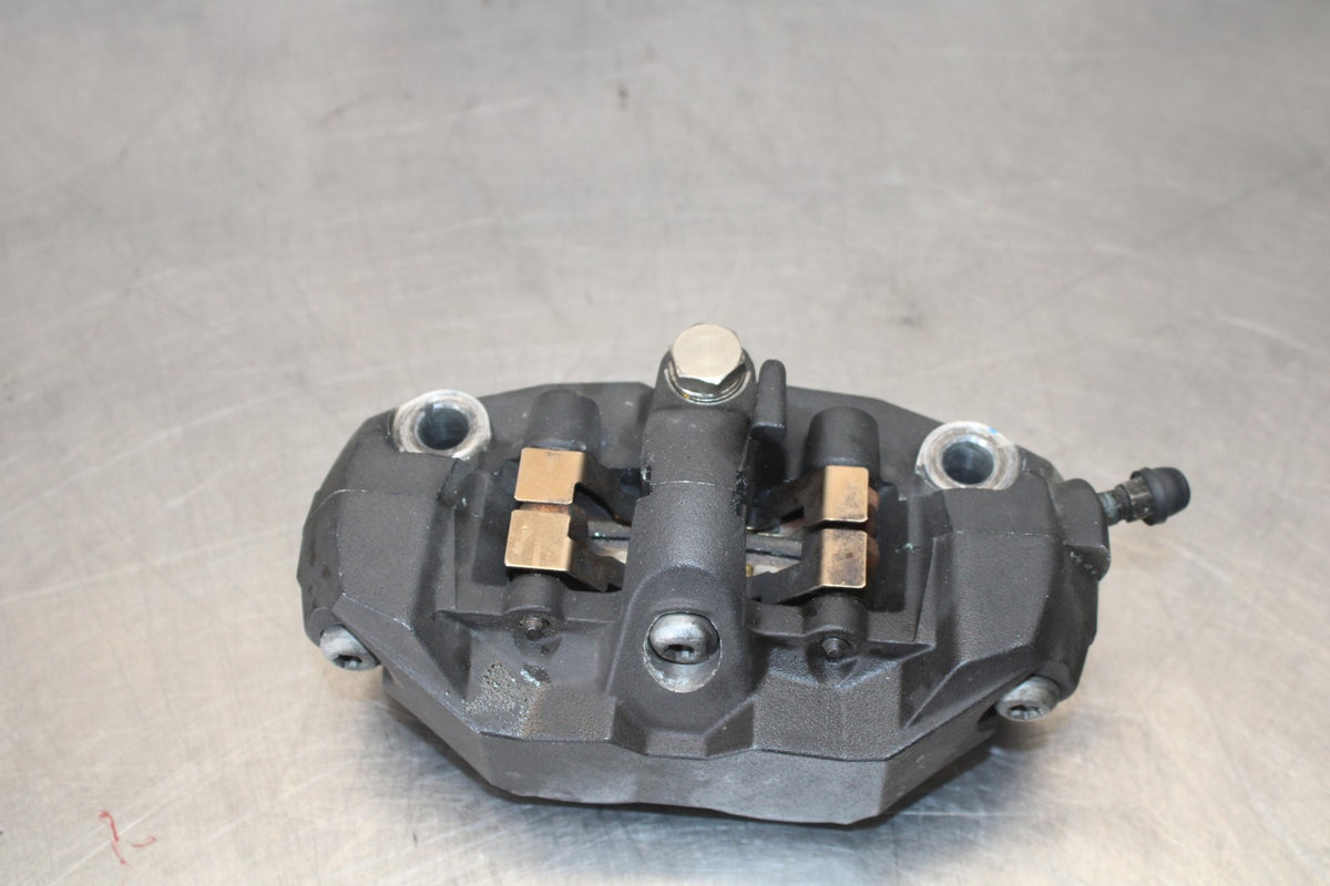 06-07 SUZUKI GSXR 600 RIGHT LEFT FRONT BRAKE CALIPER SET PAIR CALIPERS BB170