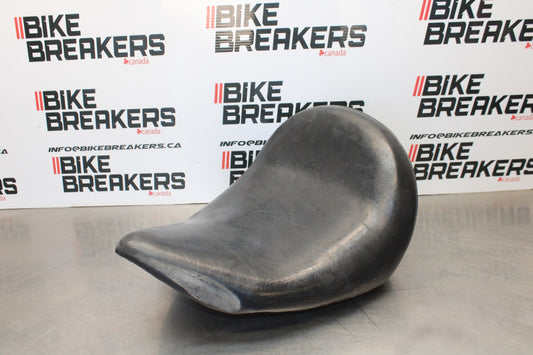 05-06 VICTORY KINGPIN DELUXE FRONT DRIVERS SEAT BB195