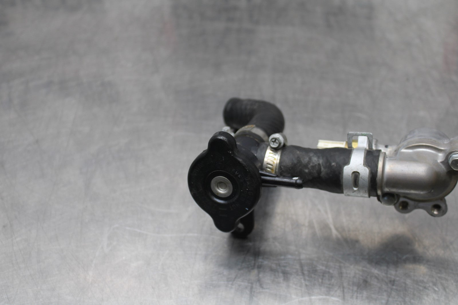 13-17 KAWASAKI NINJA 300 EX300 ABS THERMOSTAT W HOUSING ASSEMBLY BB187