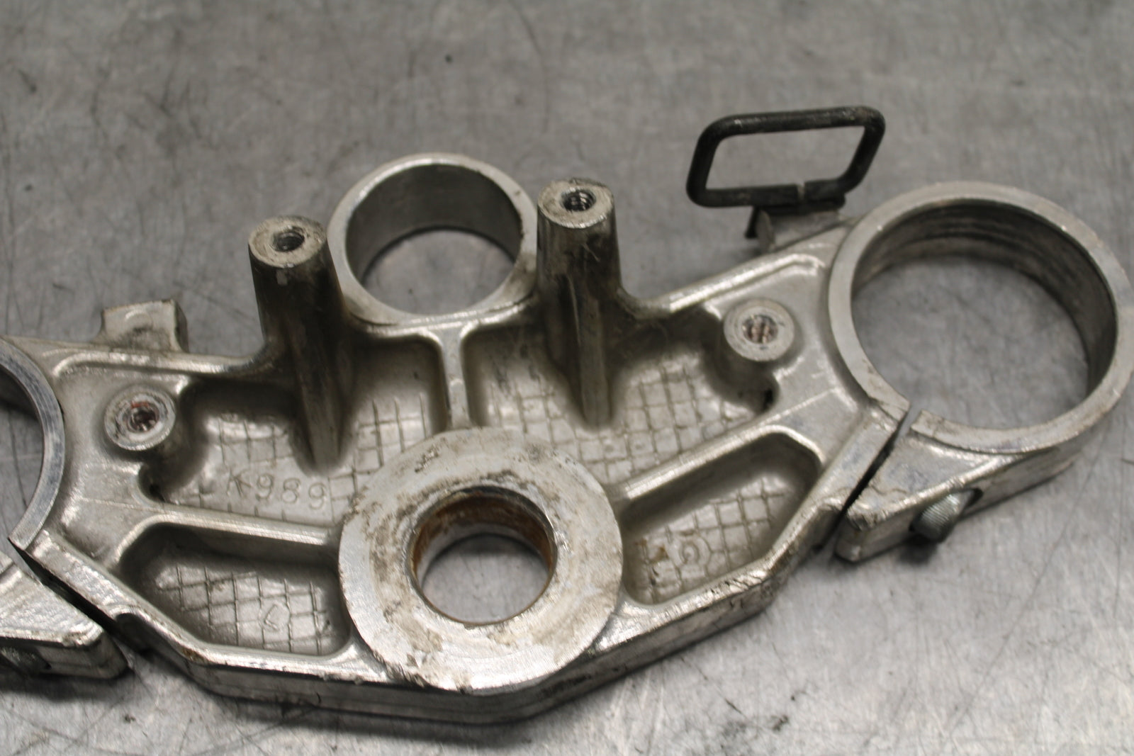 93-94 KAWASAKI NINJA ZX7R FORKS UPPER TRIPLE TREE CLAMP BB122