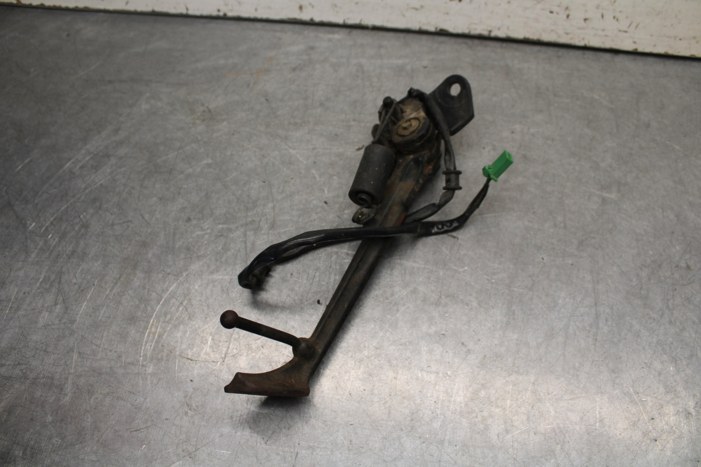04-12 HONDA ST1300A KICKSTAND SIDE KICK STAND BB669