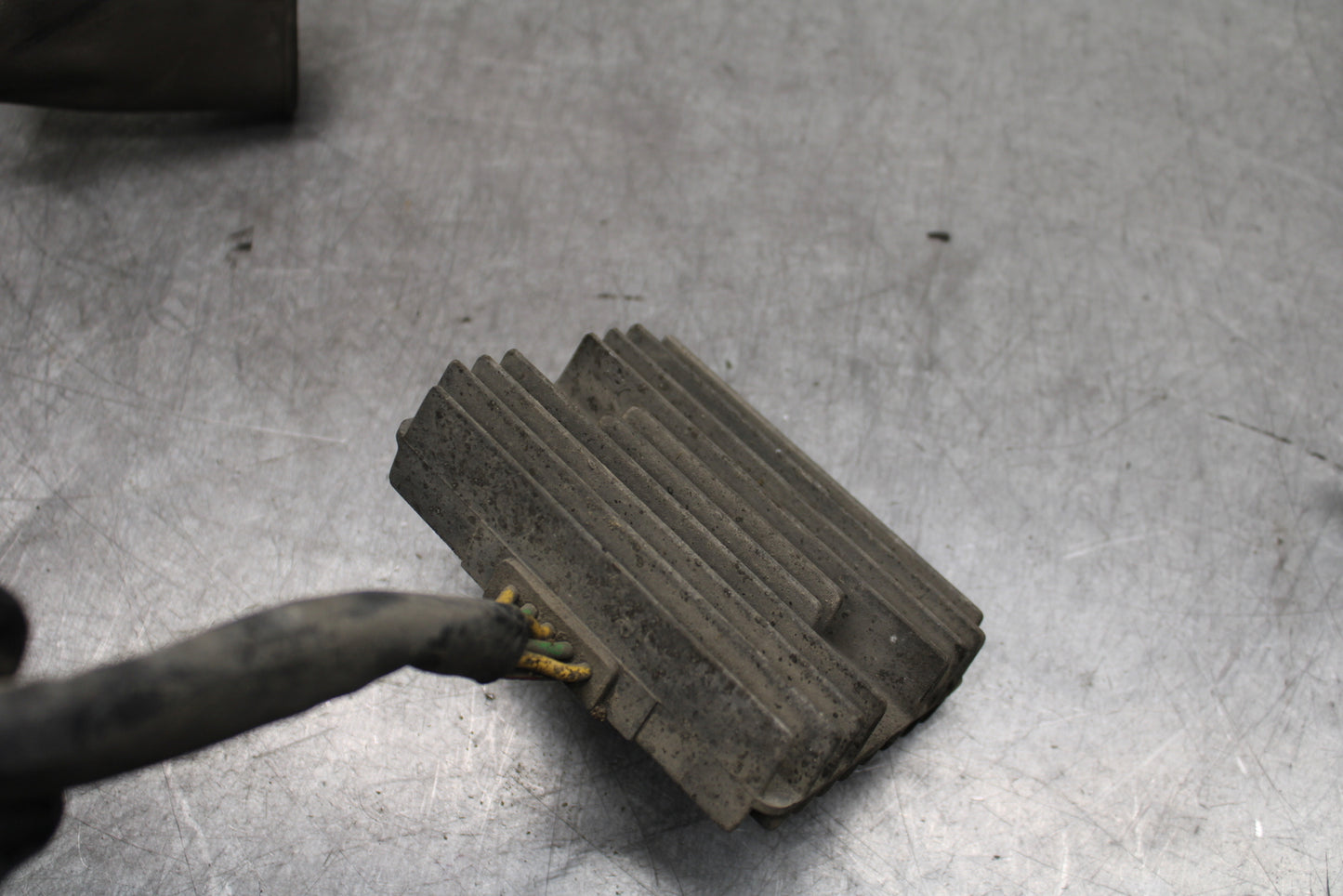 02-04 HONDA VTX1800S RECTIFIER VOLTAGE REGULATOR BB712