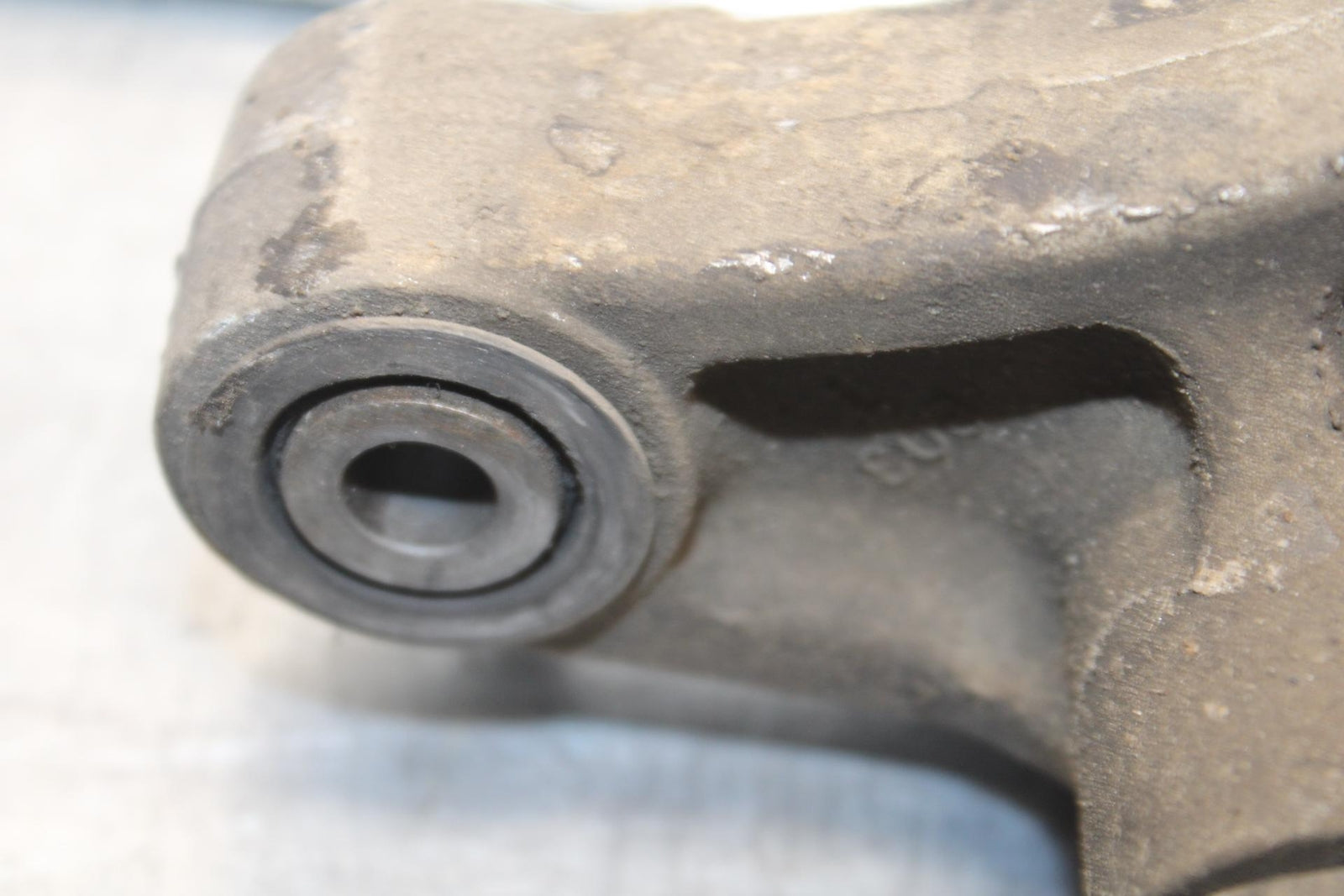 03 KAWASAKI NINJA ZX6RR ZX600K REAR DOGBONE SHOCK LINKAGE LINK BB105