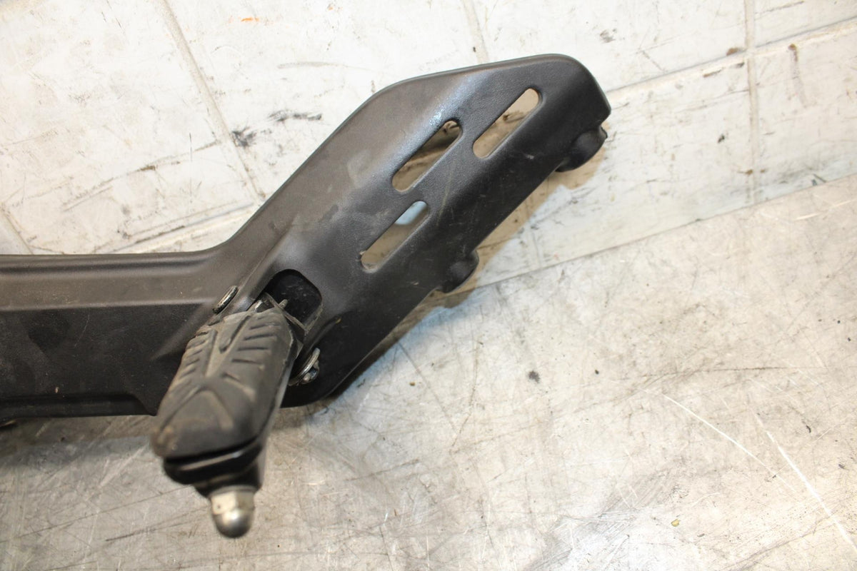 22-23 HUSQVARNA VITPILEN 401 LEFT REARSET REAR SET DRIVER FOOT PEG BRACKET BB541