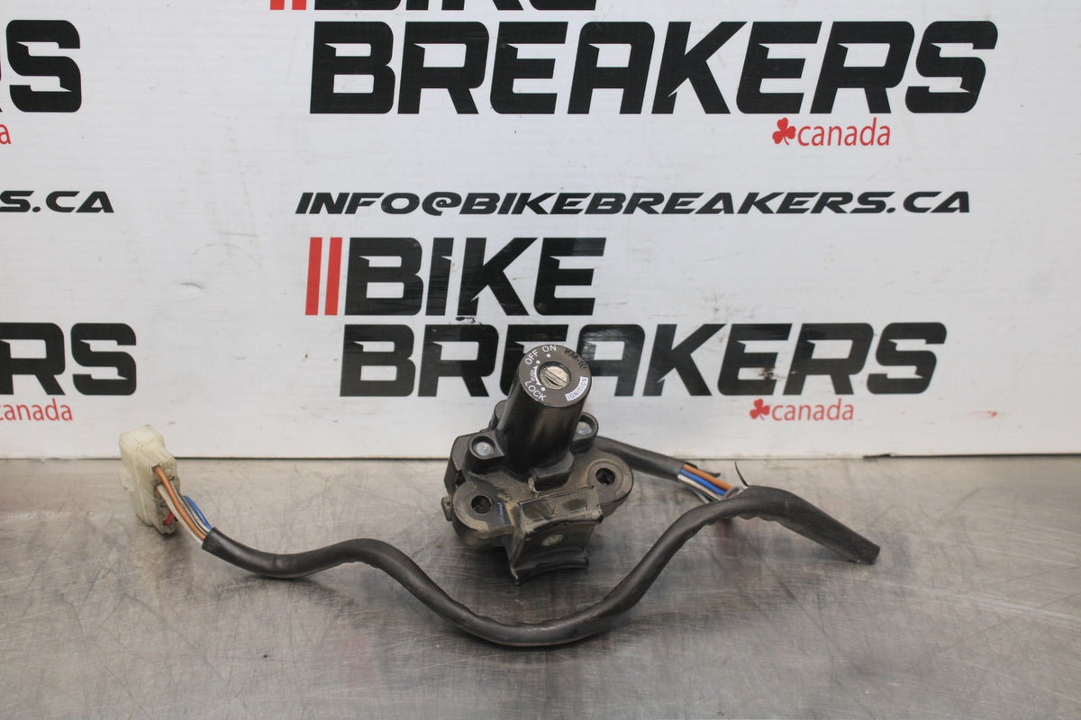 08-12 KAWASAKI NINJA 250R EX250J IGNITION LOCK NO KEY BB784