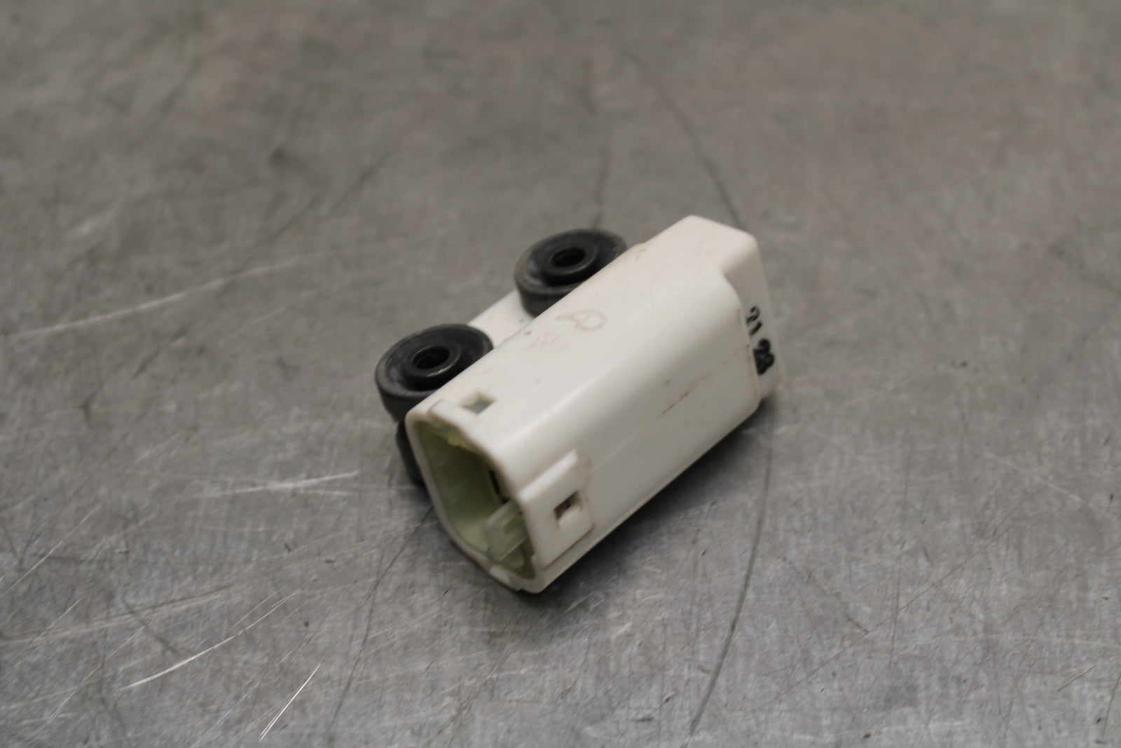 19-24 YAMAHA R3 TIP OVER BANK ANGLE CRASH SENSOR SWITCH  BB736