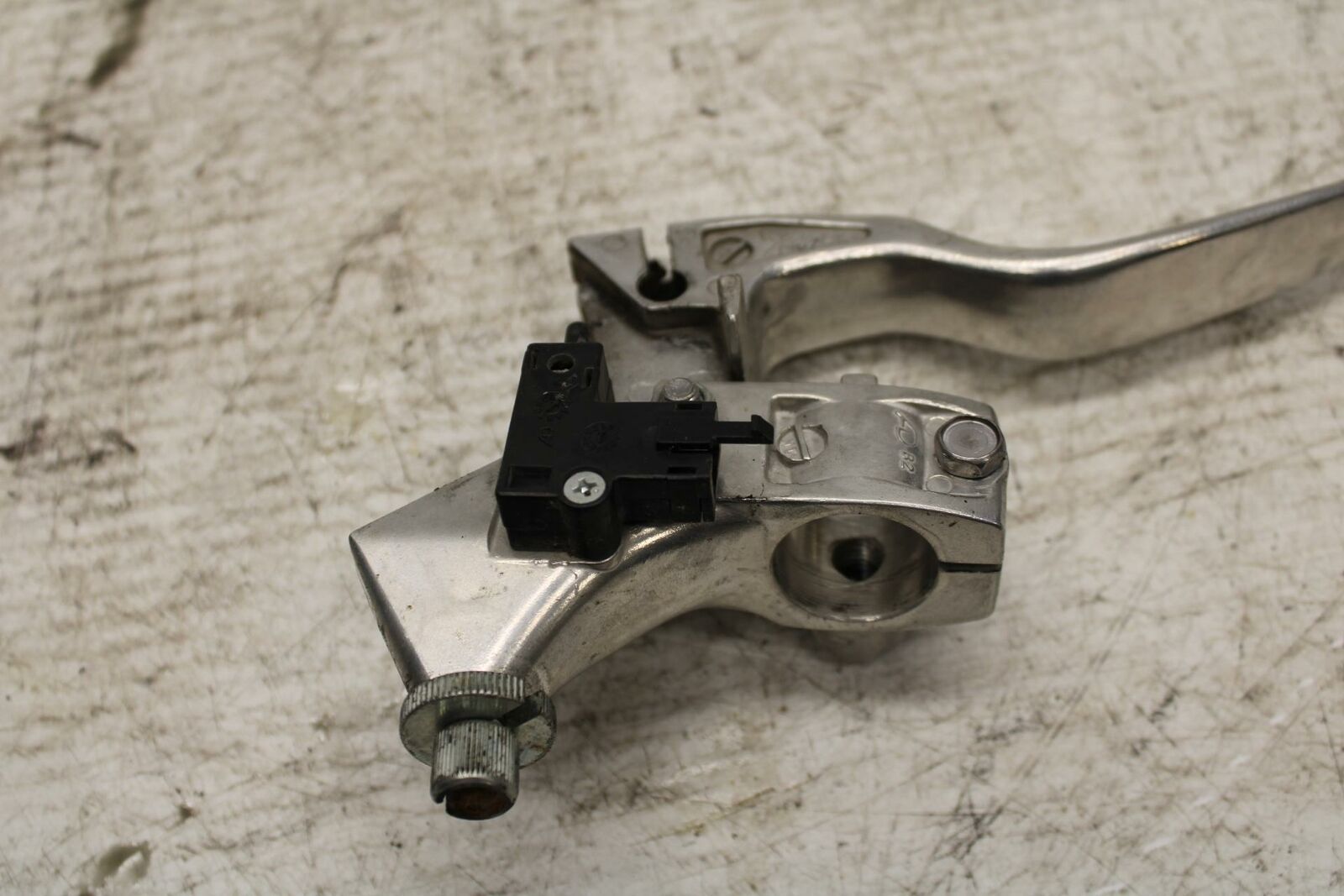 02-03 YAMAHA V STAR 1100 CLUTCH PERCH MOUNT WITH LEVER  BB308
