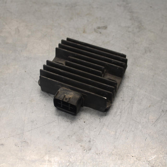 07 YAMAHA YZF R6 2c0 RECTIFIER VOLTAGE REGULATOR BB423