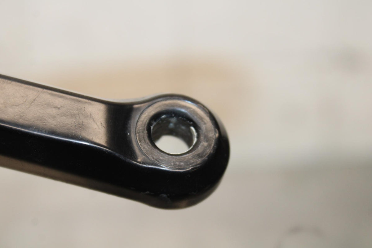 2007 Yamaha YZF R1 LEFT REARSET REAR SET DRIVER FOOT PEG REST STOP BB575