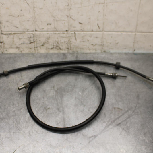 1977 Yamaha XS750 SPEEDOMETER AND TACHOMETER CABLE SPEEDO LINE   bb554