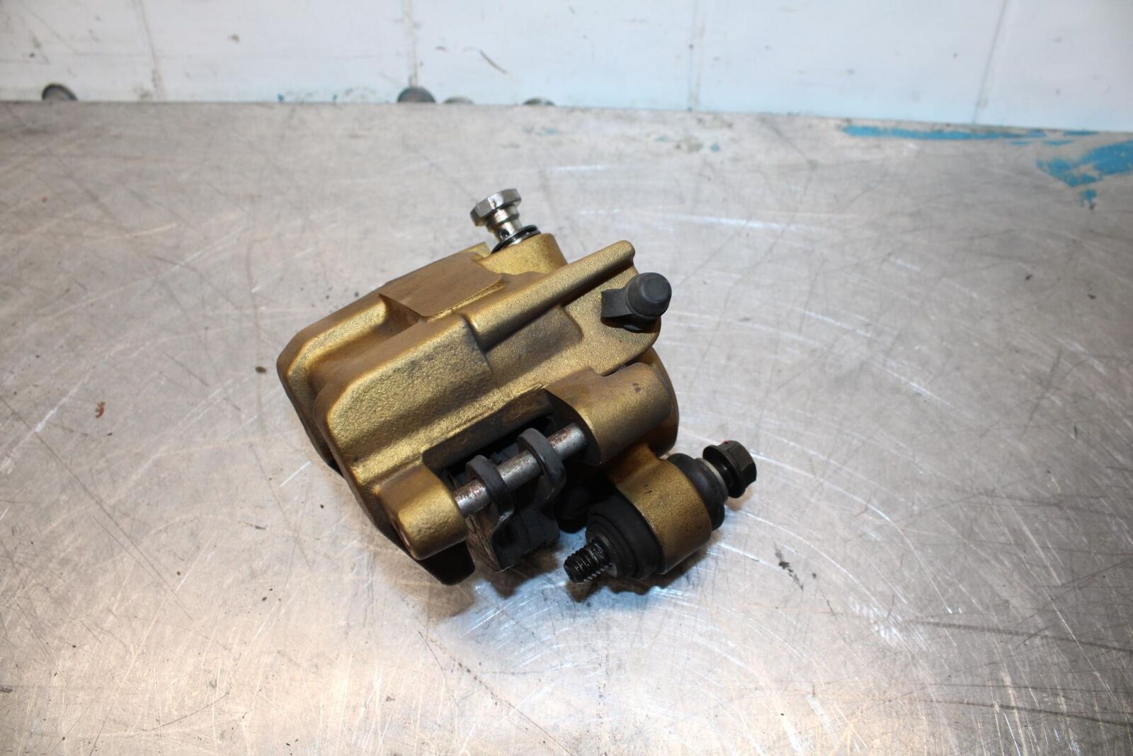 06-07 TRIUMPH DAYTONA 675 DAYTONA 675 REAR BACK BRAKE CALIPER BB441