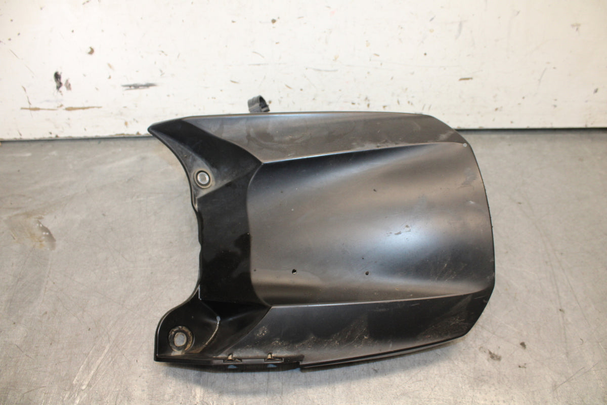 04-06 YAMAHA YZF R1 REAR BACK WHEEL TIRE HUGGER FENDER 5VY-21650-00-00 BB659