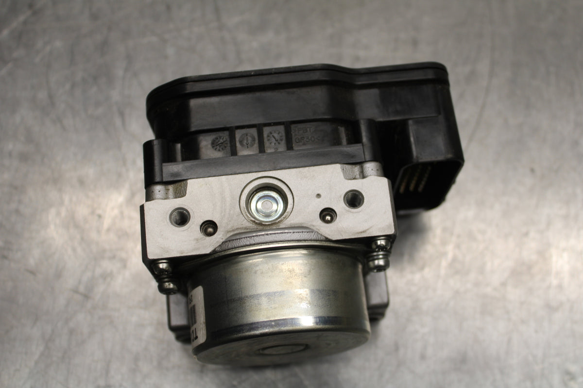 14 HONDA CTX1300A ABS PUMP UNIT MODULE BB732