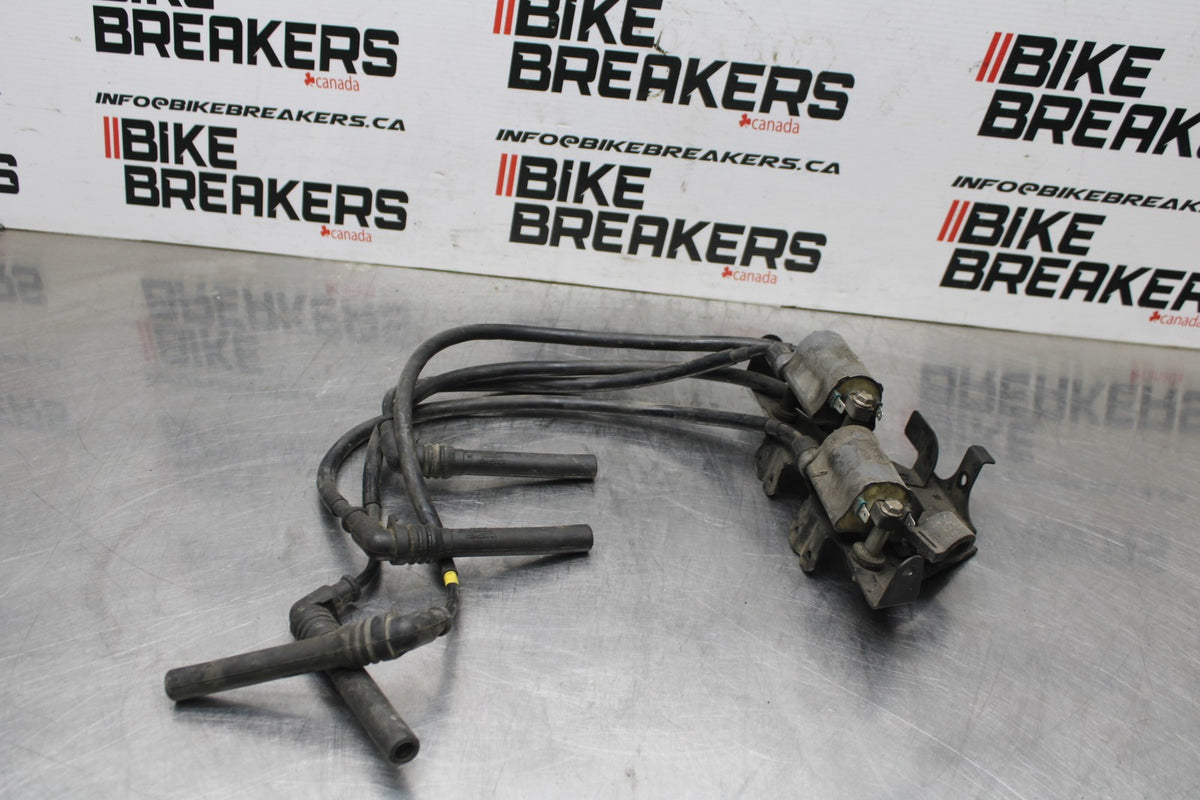 98 KAWASAKI NINJA ZX6 IGNITION COILS COIL SPARK PLUG CAPS BB870