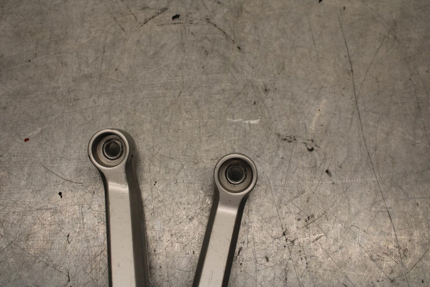 2006 Suzuki SV650S LEFT REAR BACK PASSENGER PEG BB65