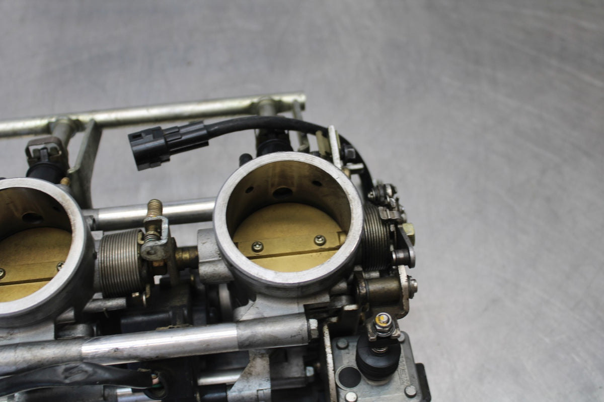 05 TRIUMPH ROCKET III THROTTLE BODY BODIES BB186
