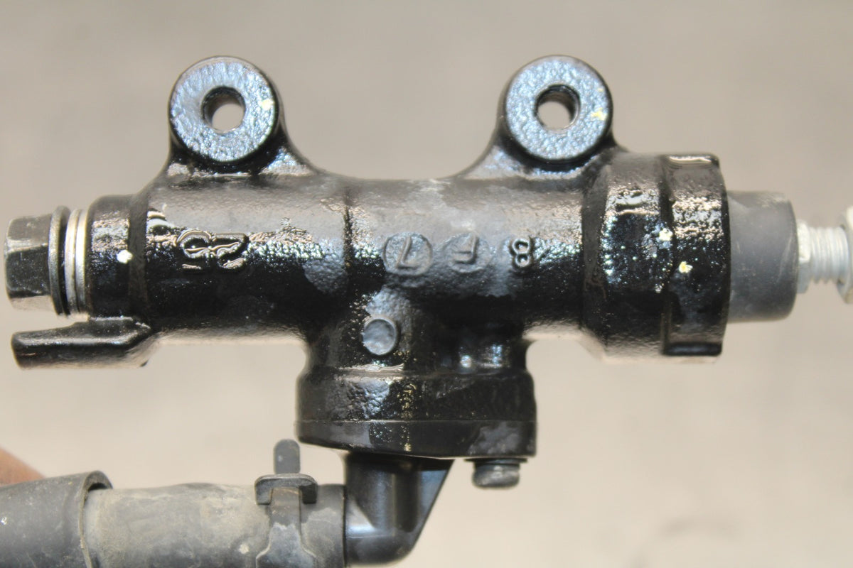 18 HONDA CB500F REAR BACK BRAKE MASTER CYLINDER W RESERVOIR BB861