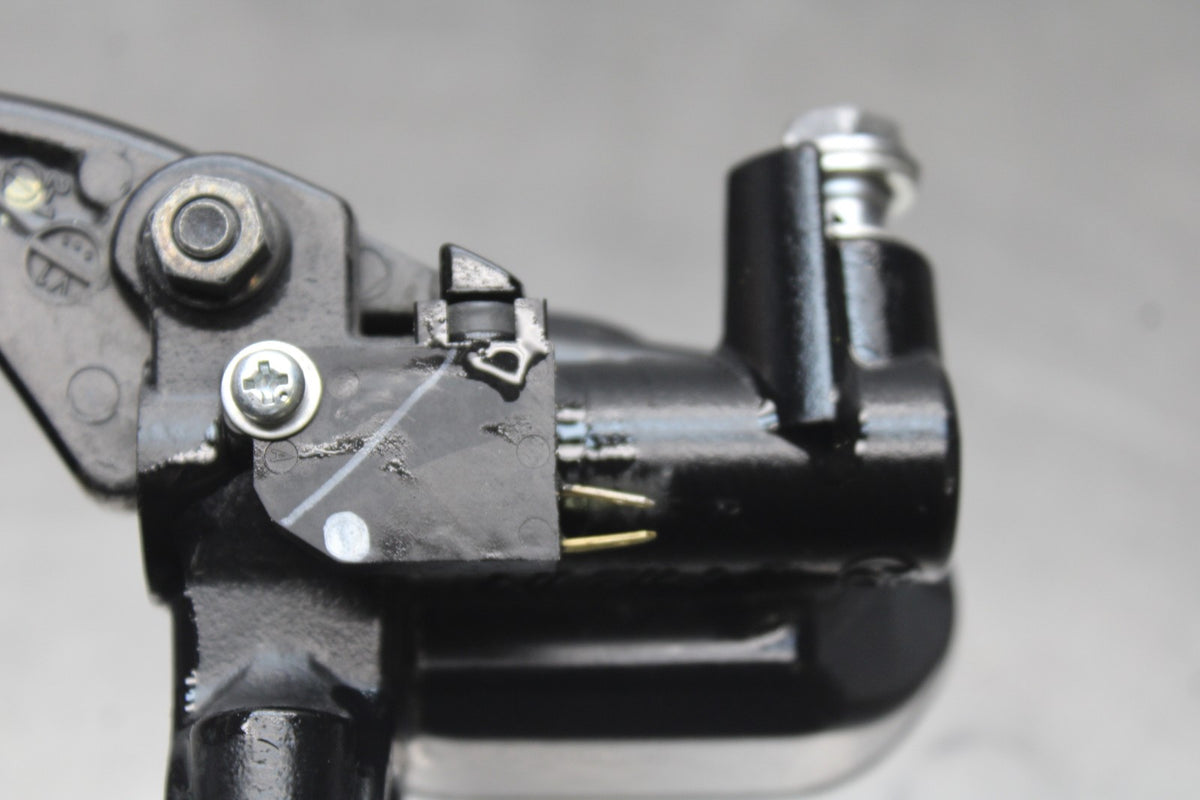 18-26 KAWASAKI Z400 FRONT BRAKE MASTER CYLINDER w/ LEVER BB852