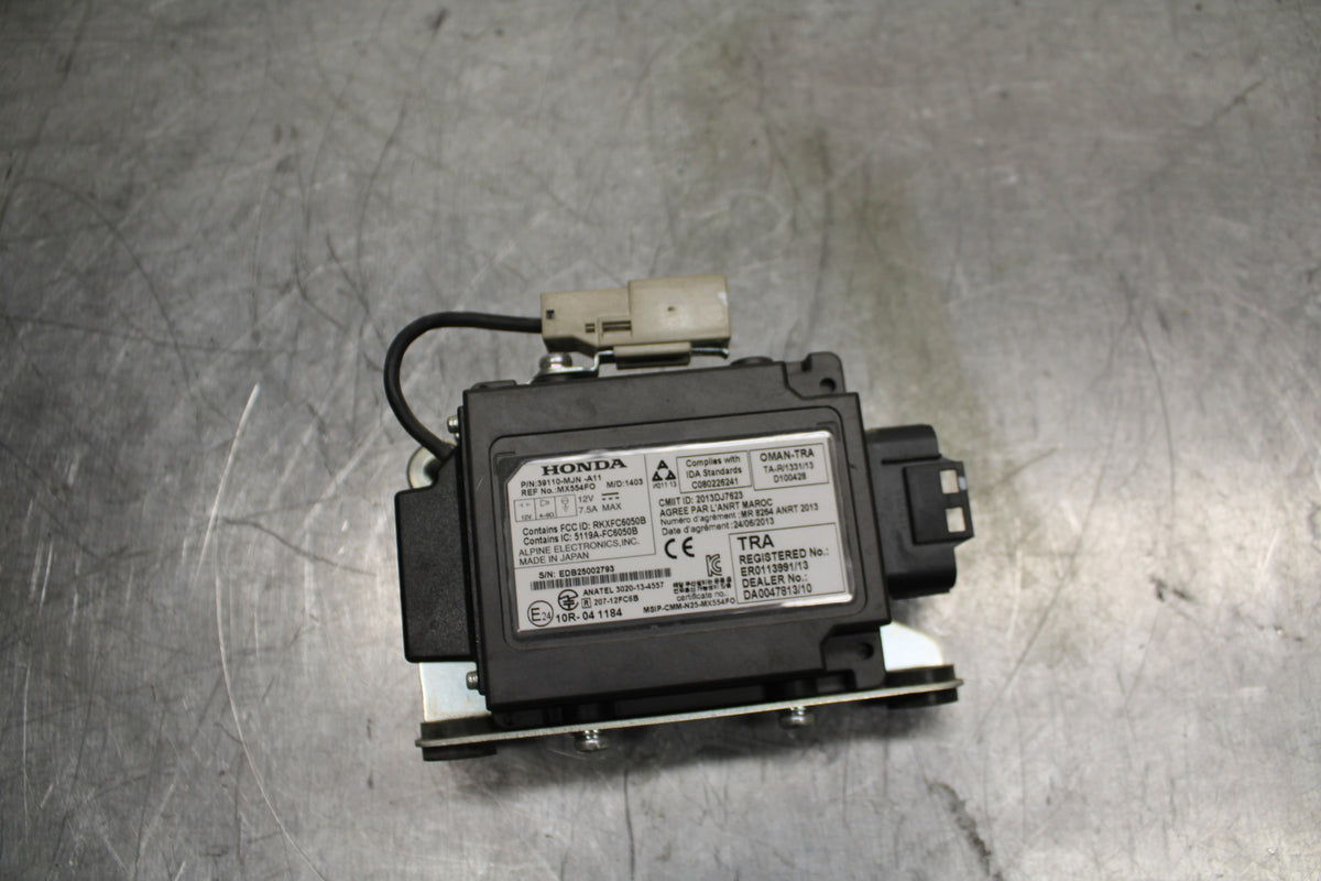 14 HONDA CTX1300A RADIO STEREO CONTROL UNIT BB732