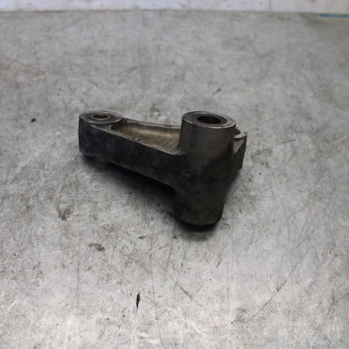 08-16 YAMAHA YZF R6 REAR DOGBONE SHOCK LINKAGE LINK BB431