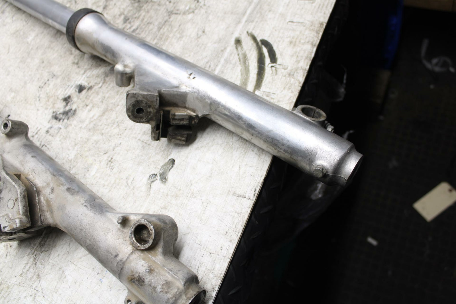 80-81 YAMAHA XS1100 SPECIAL FRONT FORKS SHOCK SUSPENSION SET PAIR BB377