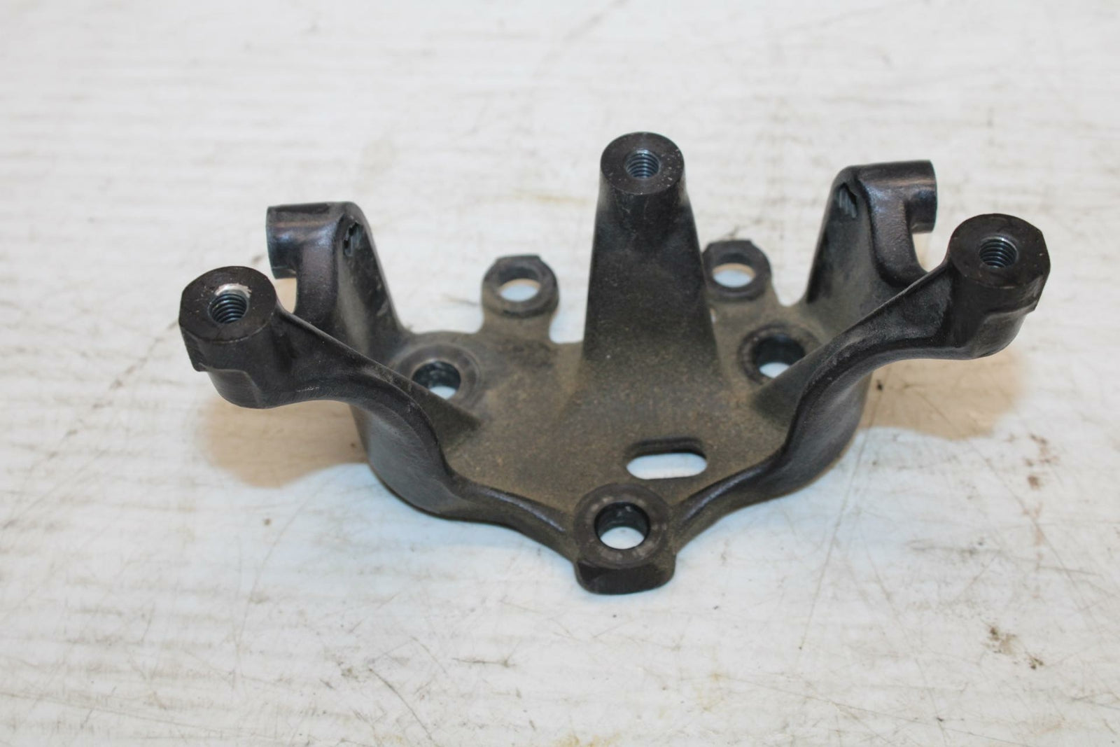 04-05 HONDA CBR1000RR STEERING DAMPER STABILIZER BRACKET SUPPORT BB285