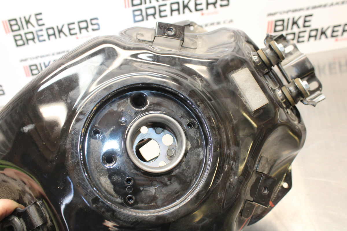 23 YAMAHA YZF R3 GAS TANK FUEL CELL PETROL RESERVOIR BB147