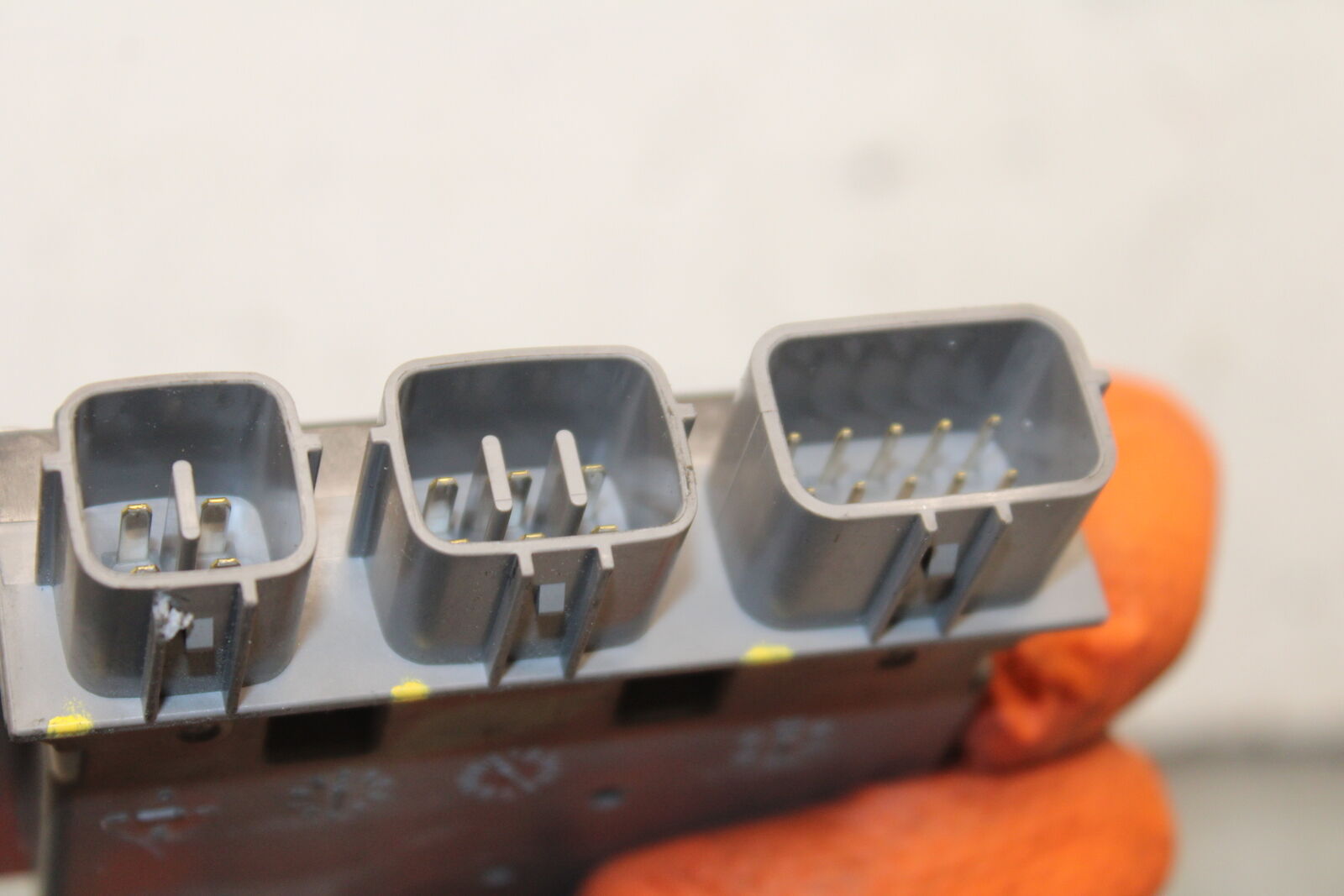 18-23 KAWASAKI NINJA 400 RELAY ASSEMBLY FUSE BOX BB660