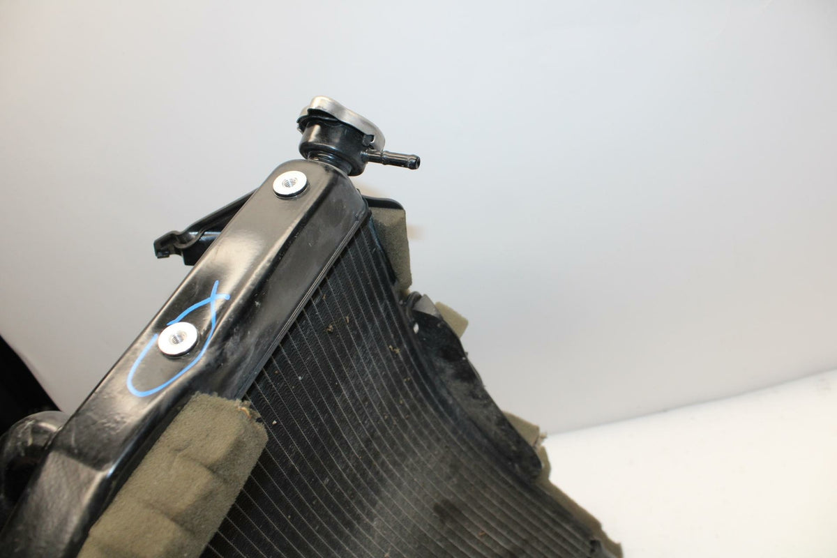 08-16 YAMAHA YZF R6 ENGINE RADIATOR MOTOR COOLER COOLING RADIATER BB247