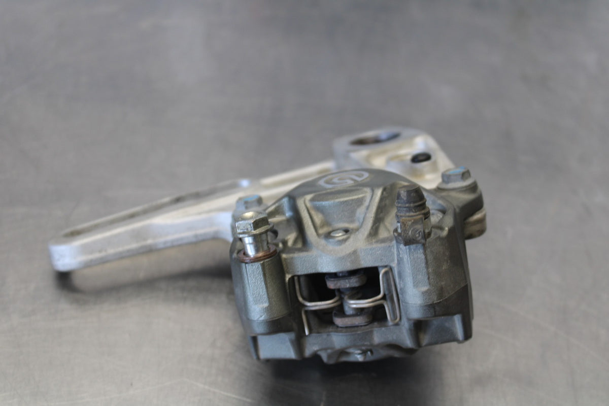24 APRILIA TUONO V4 1100 FACTORY ABS REAR BRAKE CALIPER MOUNT BRACKET BB887
