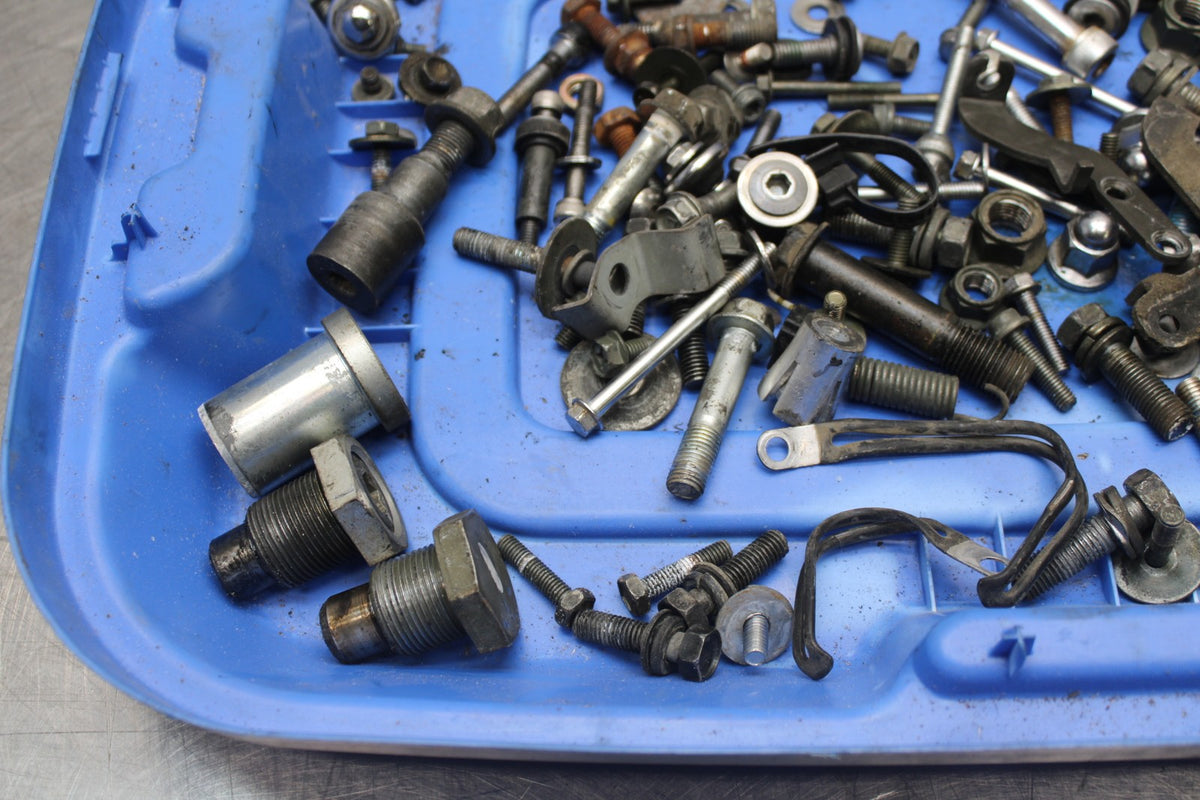 2006 Suzuki Boulevard C90  BOLTS HARDWARE MOTOR SCREWS BB849
