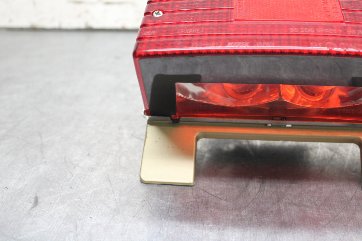 83-85 YAMAHA RIVA 180 XC180 REAR TAIL TAILLIGHT BACK BRAKE LIGHT BB109