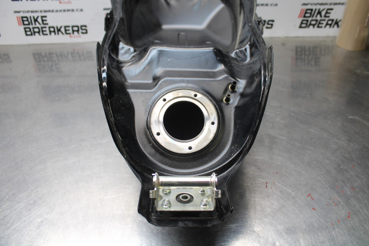 17-24 SUZUKI SV650 GAS TANK FUEL CELL PETROL RESERVOIR BB829