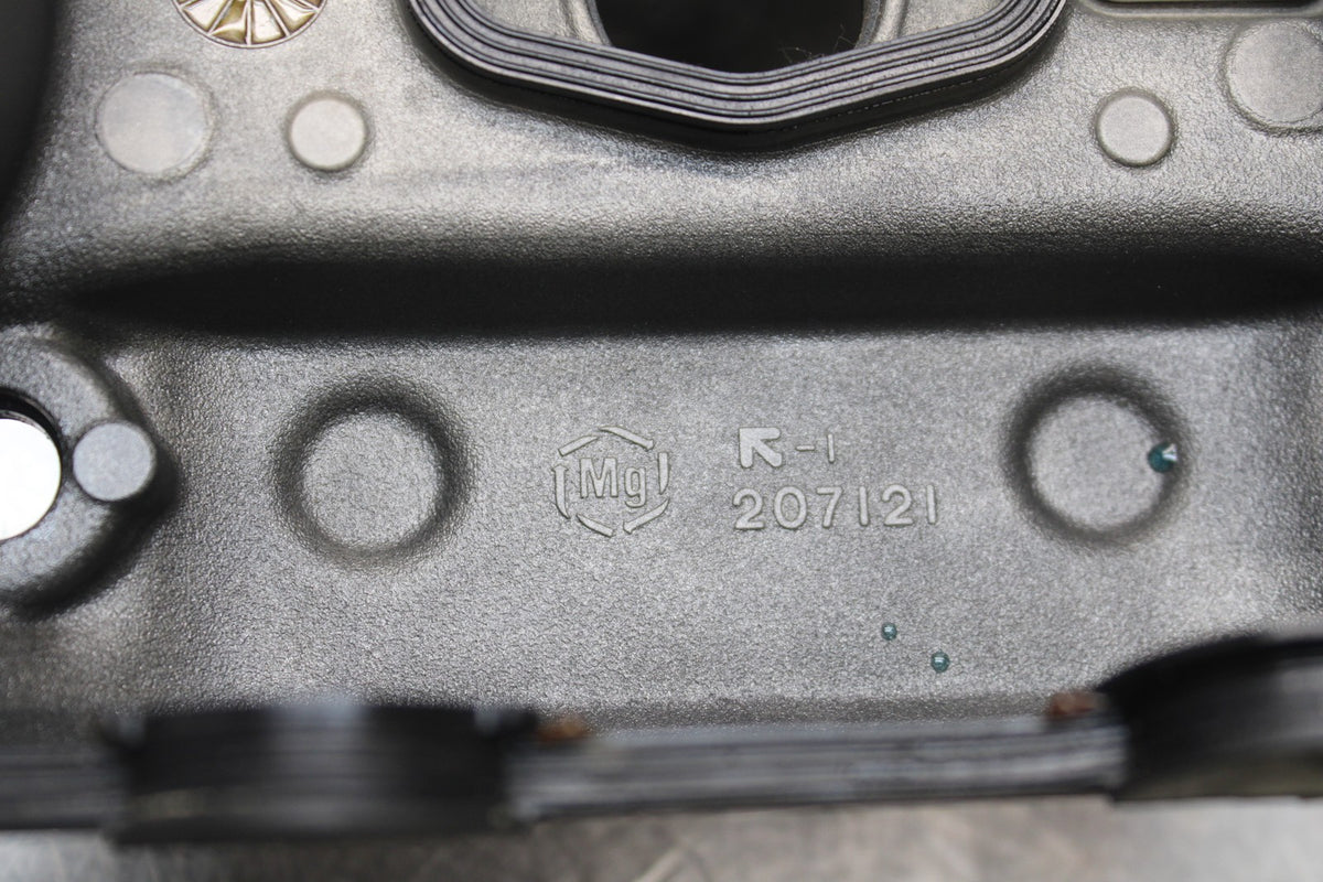 08-09 HONDA CBR1000RR ENGINE TOP END CYLINDER HEAD COVER BB128