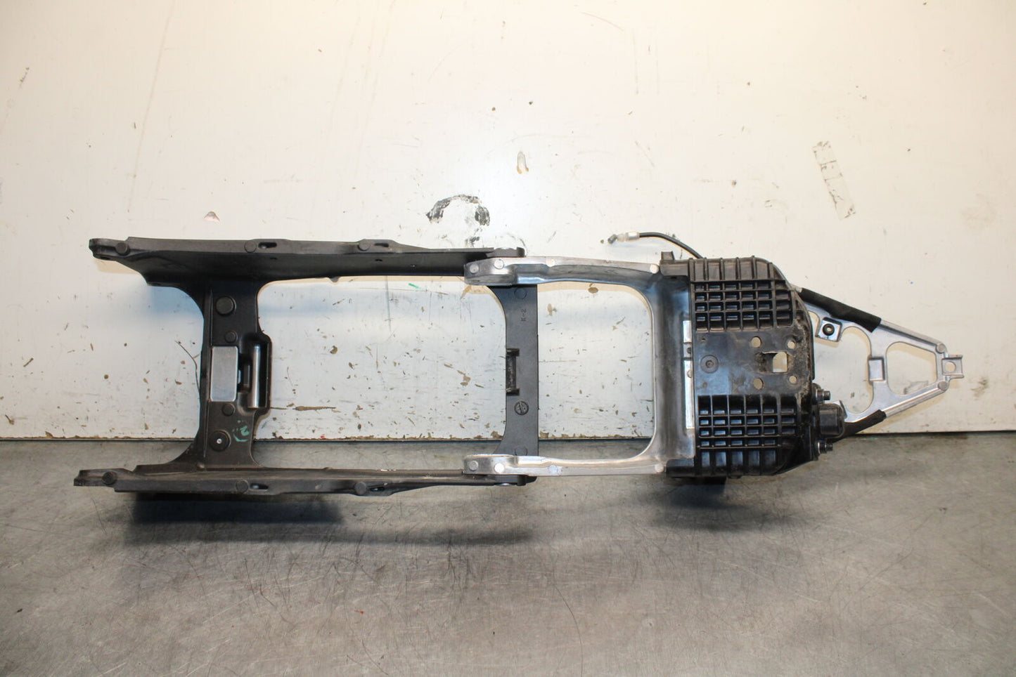 13-17 KAWASAKI NINJA ZX6R ZX636E REAR SUBFRAME BACK SUB FRAME BB735