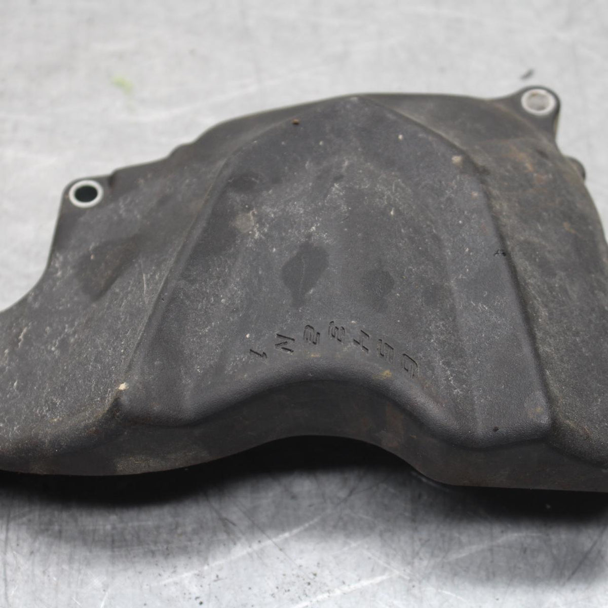 21 KAWASAKI NINJA ZX6R ENGINE SPROCKET COVER BB647