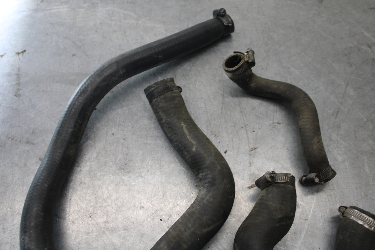 01-06 TRIUMPH TIGER 955I RADIATOR HOSES ENGINE COOLANT WATER PIPES SET  BB693