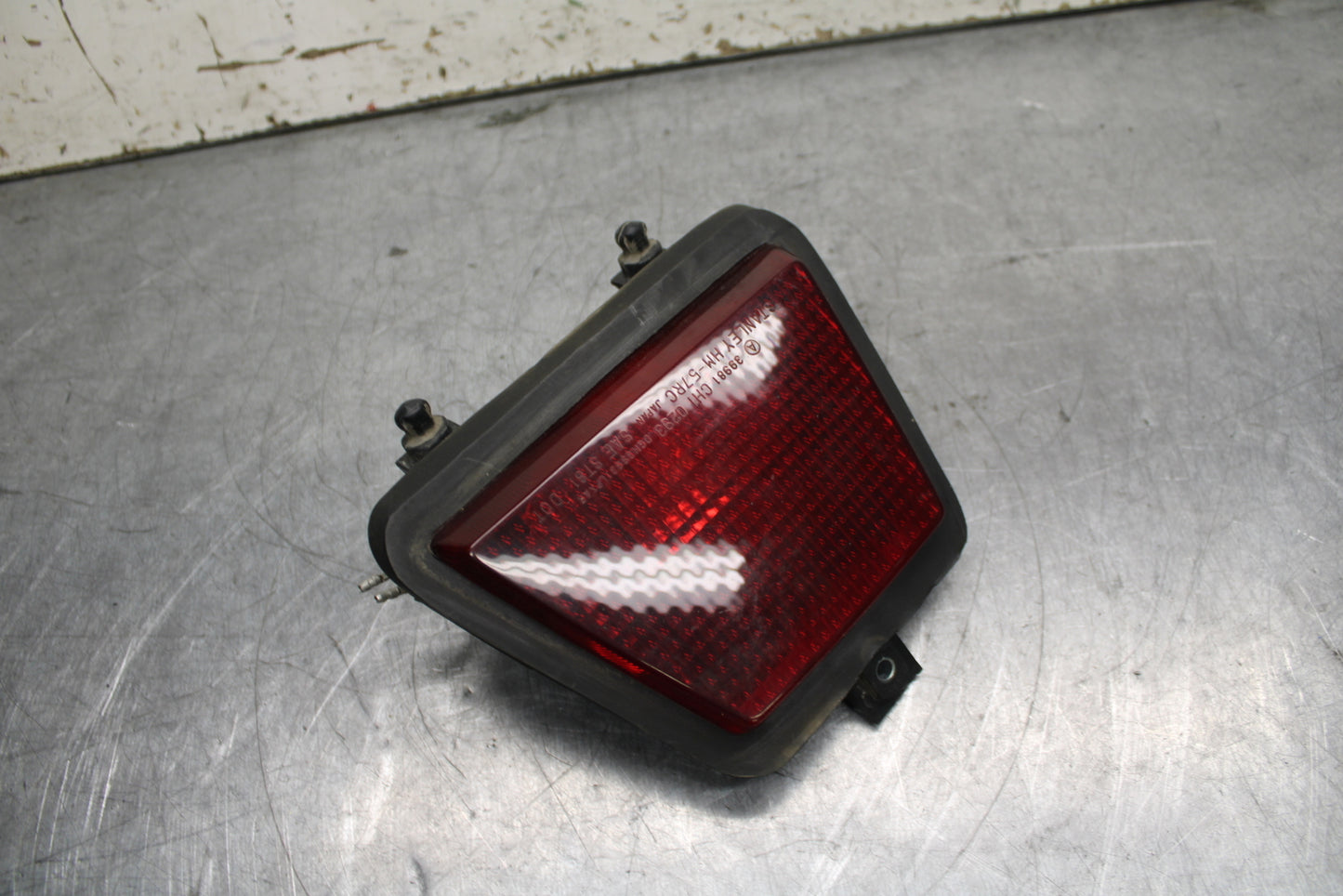84 HONDA INTERCEPTOR 750 VF750F REAR TAIL TAILLIGHT BACK BRAKE LIGHT BB108