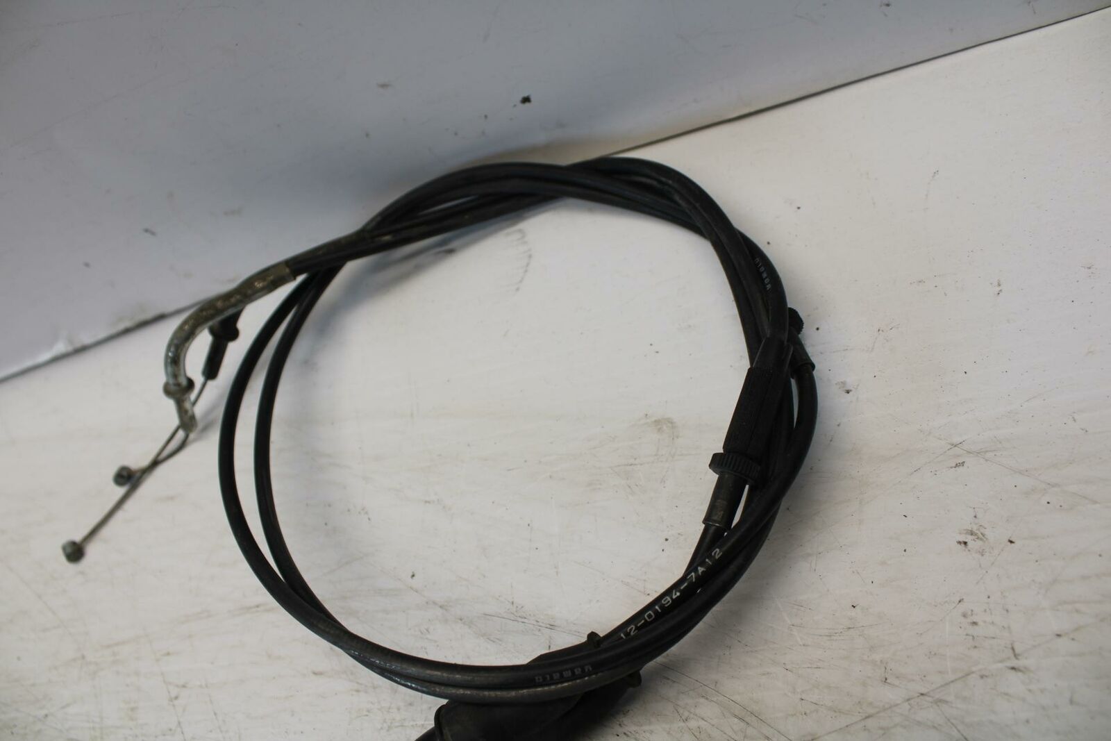 07-08 KAWASAKI NINJA ZX6R THROTTLE CABLE LINE HOUSING GUIDE BB274