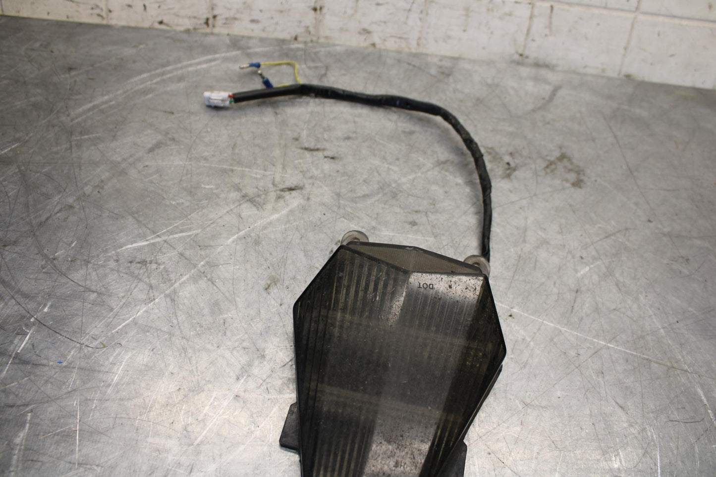 2008 Yamaha YZF R6 AFTERMARKET INTEGRATED TAILLIGHT TINT BRAKE LIGHT BB521