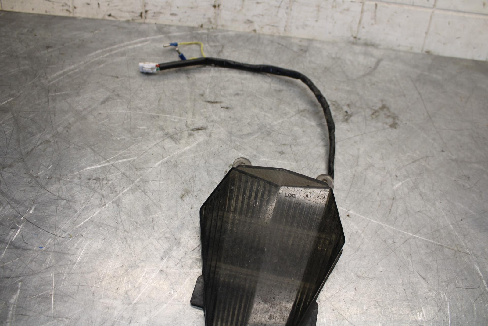2008 Yamaha YZF R6 AFTERMARKET INTEGRATED TAILLIGHT TINT BRAKE LIGHT BB521