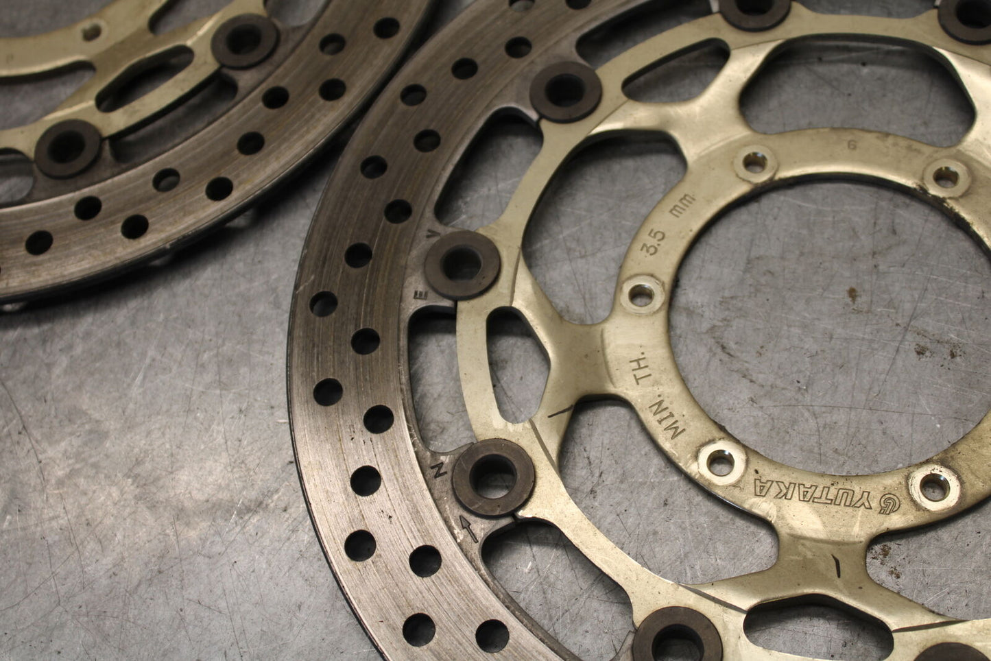05-06 HONDA CBR600RR FRONT LEFT RIGHT BRAKE ROTORS DISCS 45120-MEE-D01  BB689
